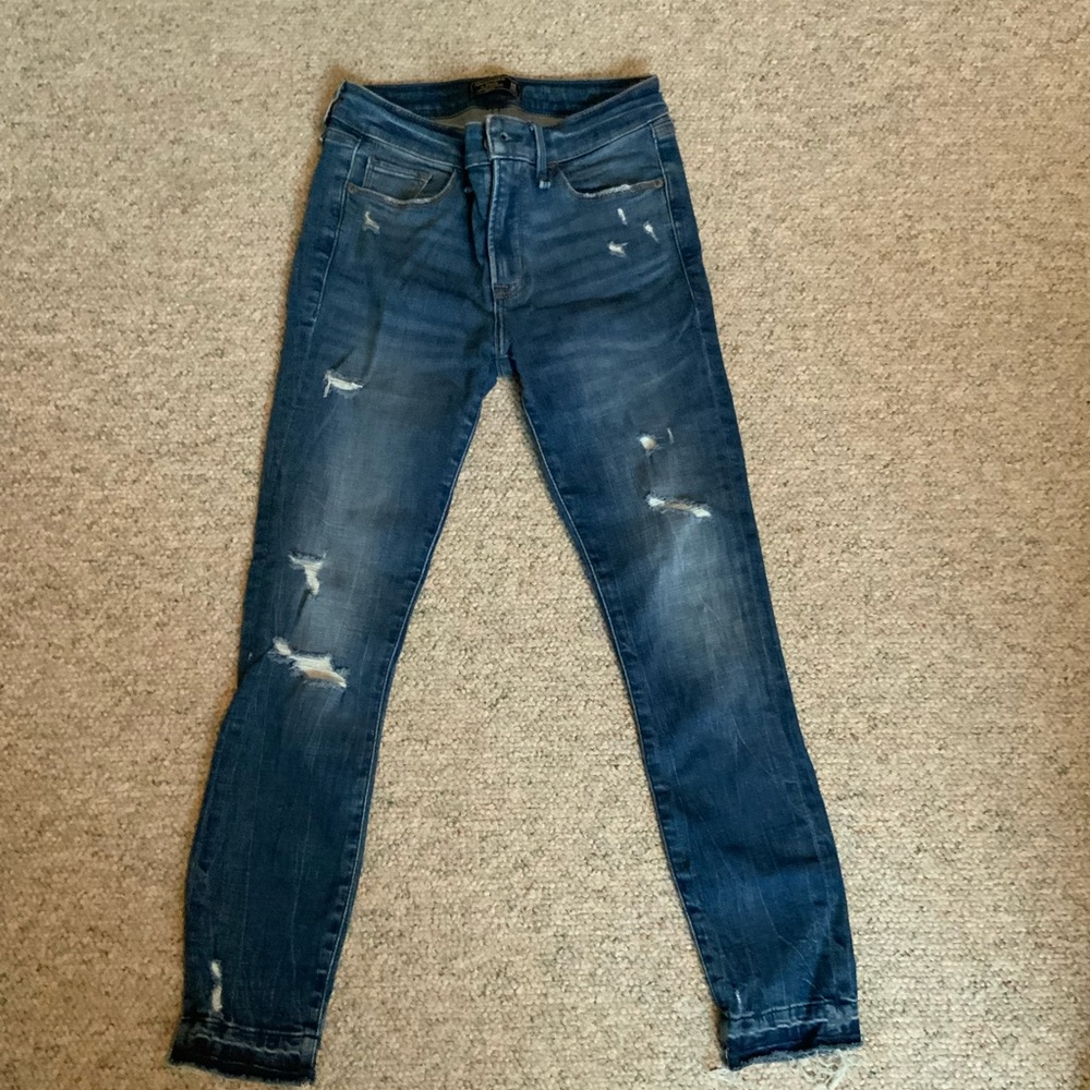 Women Abercrombie jeans